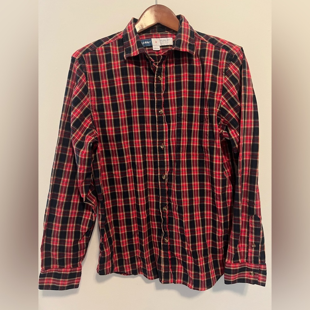 Old Navy Red and Black Plaid Long-Sleeve Button-Down Shirt